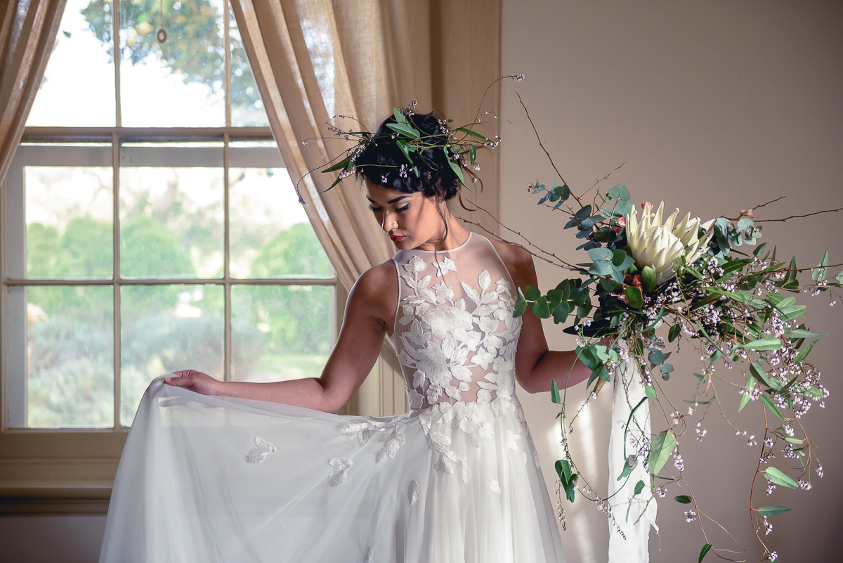 Caleche gown and Twig floral designs at South Australian Wedding