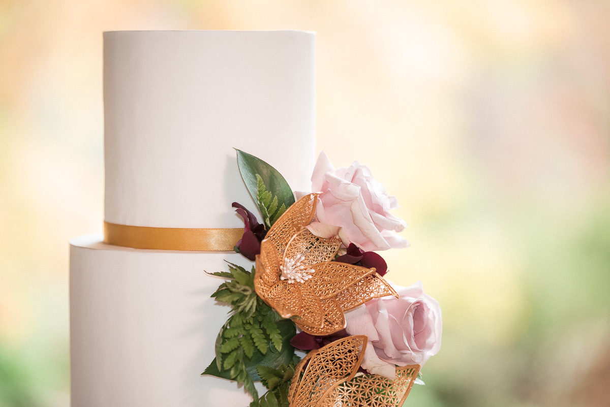 cake details for autumn wedding