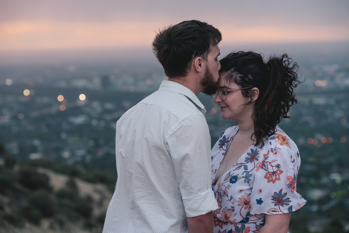 engagement sunset photography with city views
