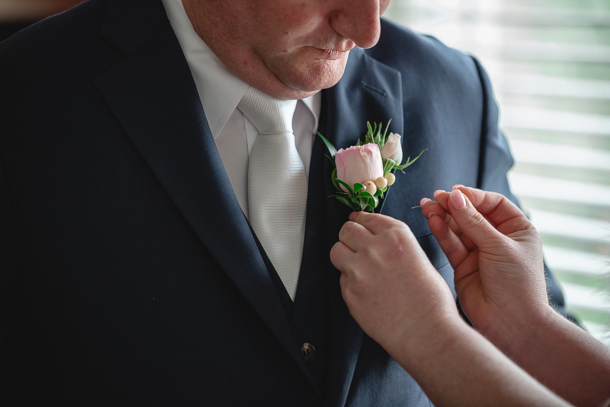 Wedding Photos of Bec & Steve by Adelaide Wedding Photographers Wilson and Lewis Photography