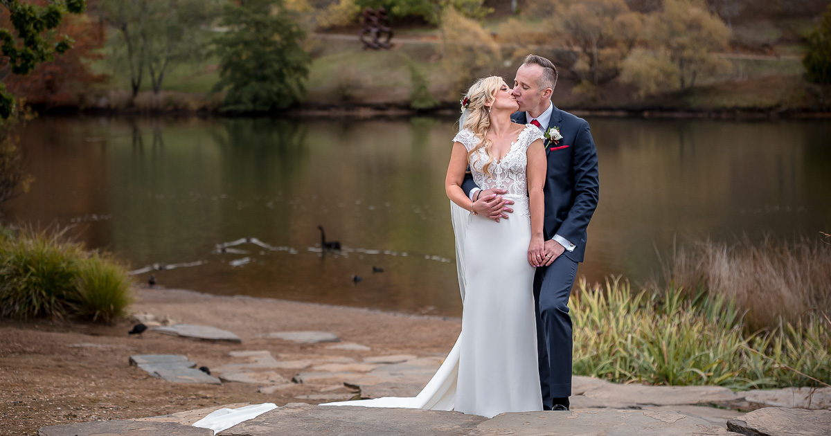 Wedding photographer at Mount Lofty House