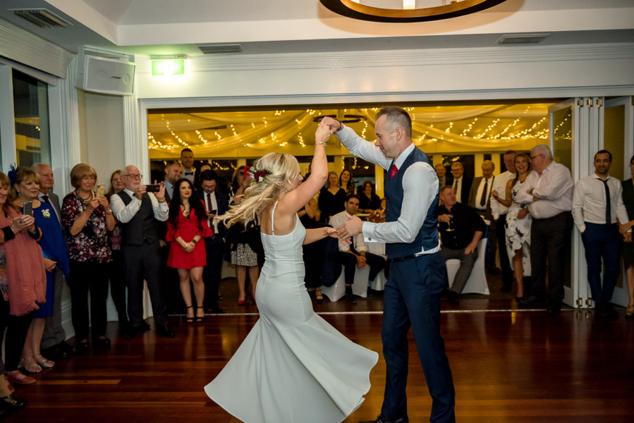 Wedding photographer at Mount Lofty House